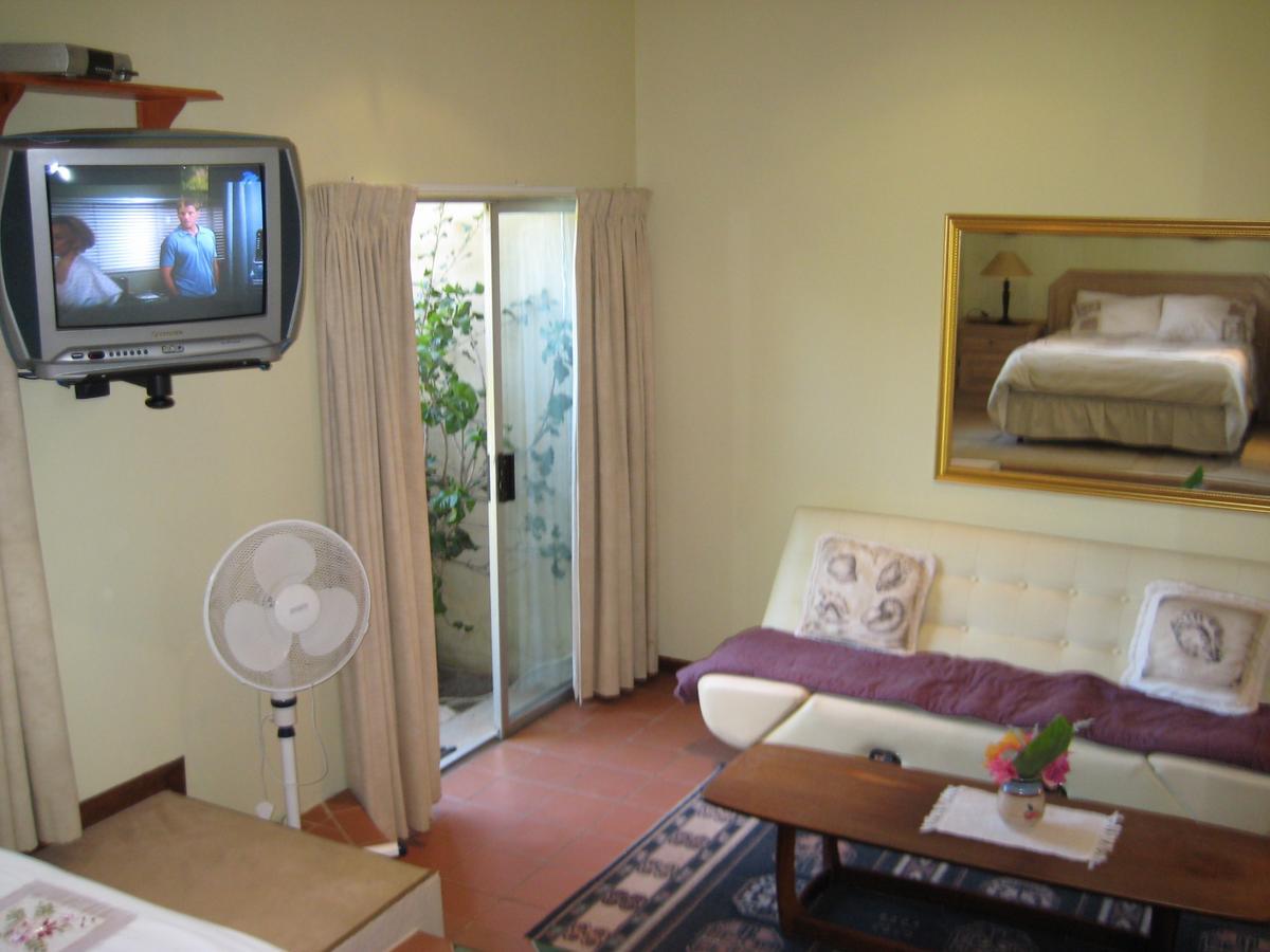 Aurora Guest Units Otel Durbanville Dış mekan fotoğraf