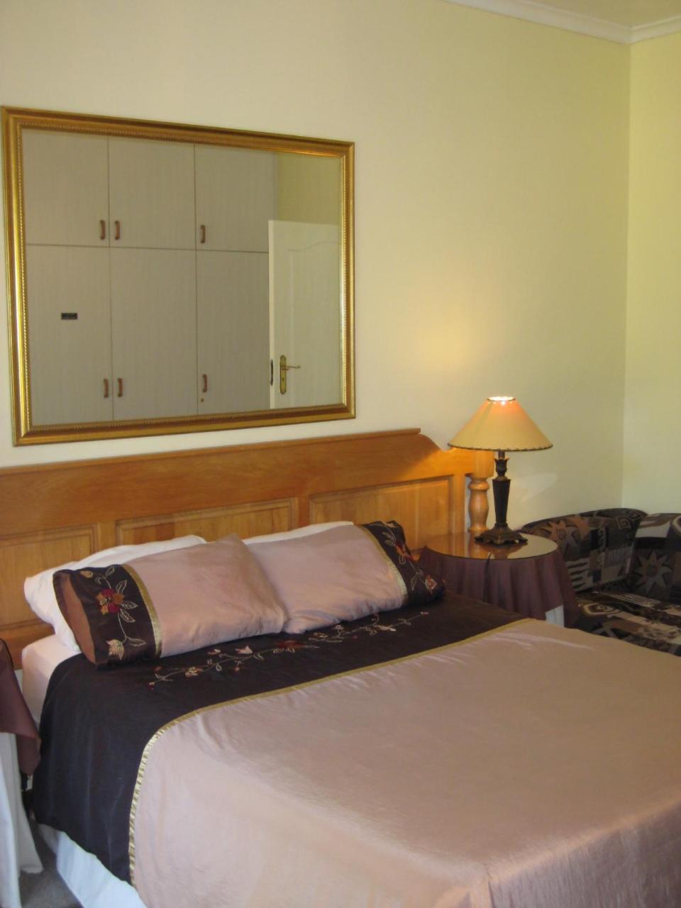 Aurora Guest Units Otel Durbanville Dış mekan fotoğraf